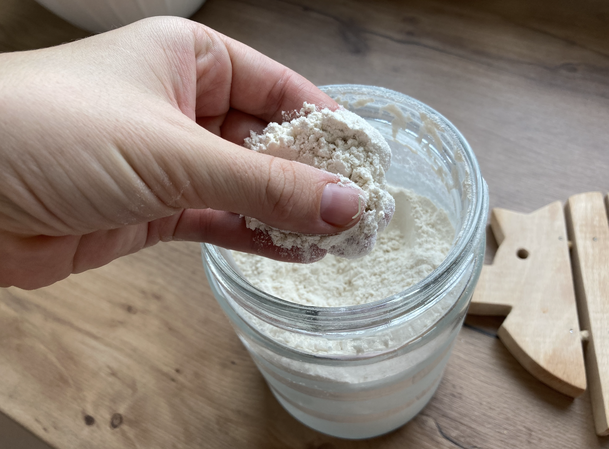 Le véritable tue-mites alimentaire : Mettez-le dans le placard et vous n'aurez plus de mites !