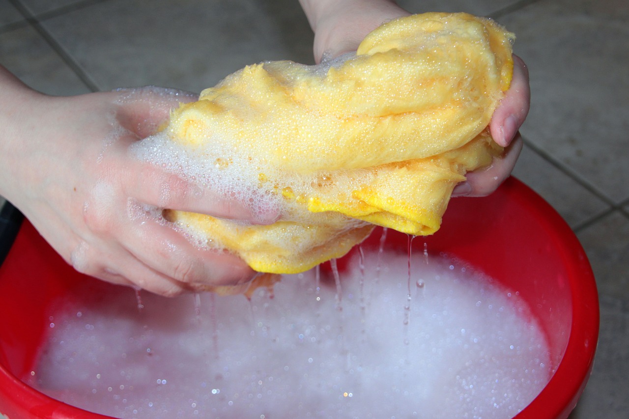 L'arrière-grand-mère l'appelait la bave parfumée : Ce miracle à un centime nettoiera votre machine à laver, tuera les moisissures et dégraissera votre cuisine comme rien d'autre !