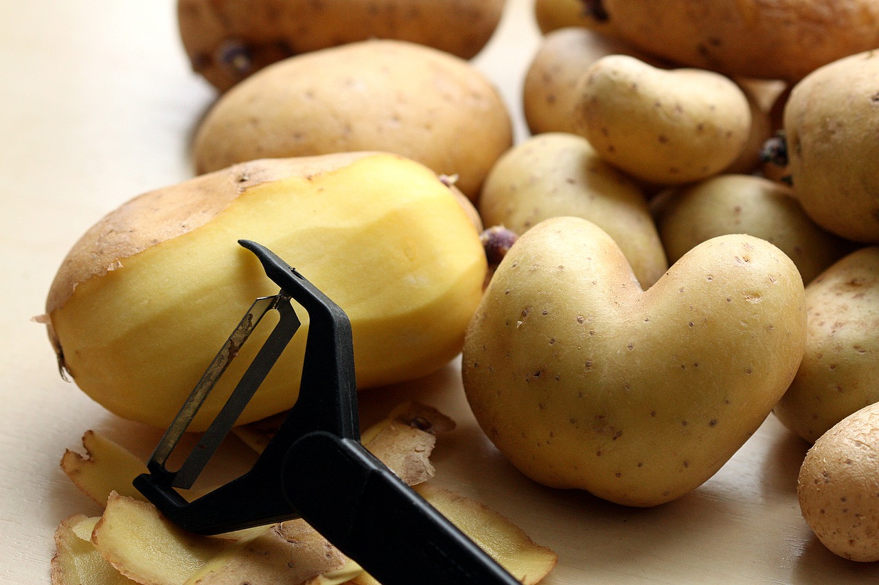 Une pomme de terre dans votre voiture peut vous sauver la vie et personne ne vous le dira !